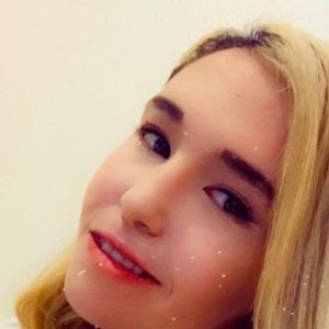 Meet your Posher, Muriel